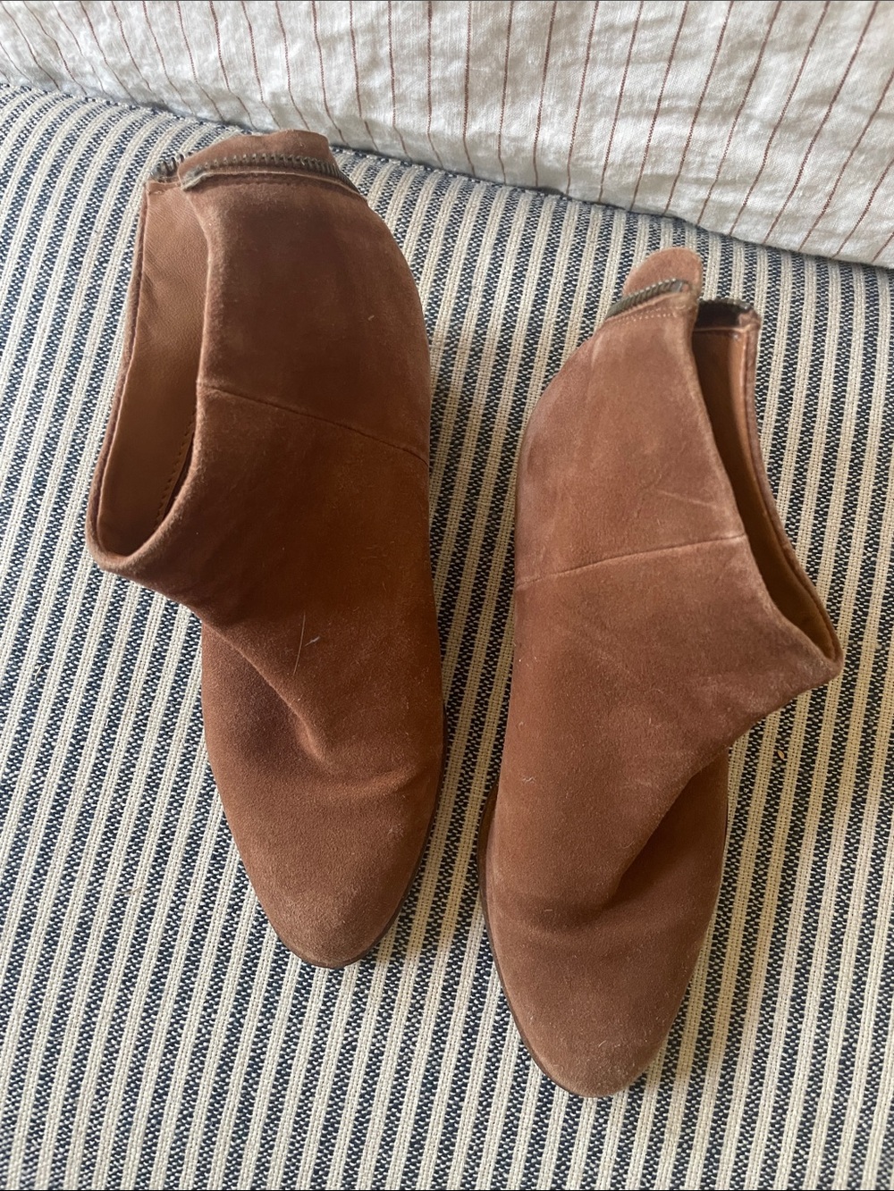 Seychelles Booties - Picture 2 of 6